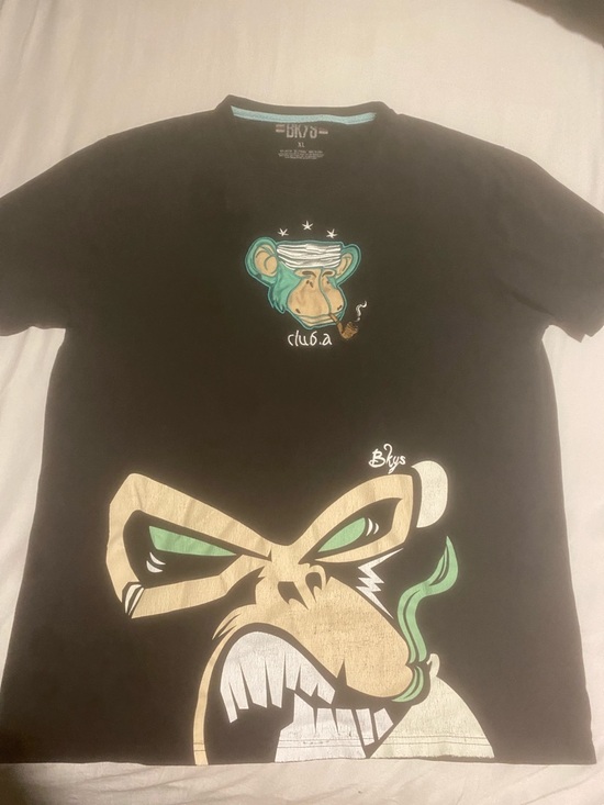 Other - Black Graphic Crew Neck T-Shirt with Monkey Artwork